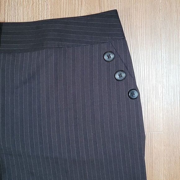 🔹️Apt 9 Black Pinstripe Ava Black Tie Cuffed Dressy Shorts Size 14 - Picture 4 of 12